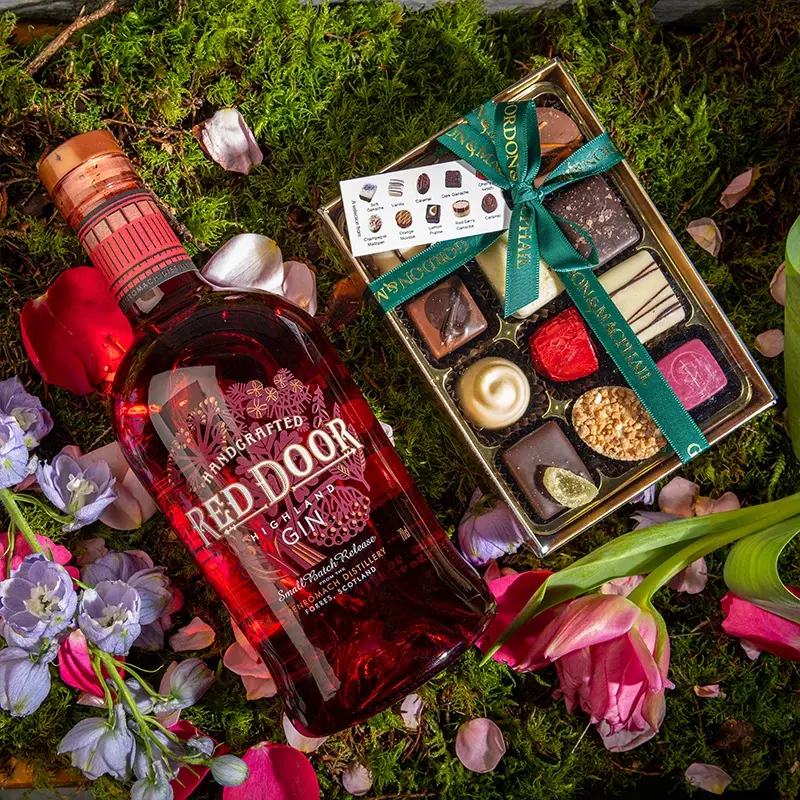 Red Door Gin and Chocolate gift set